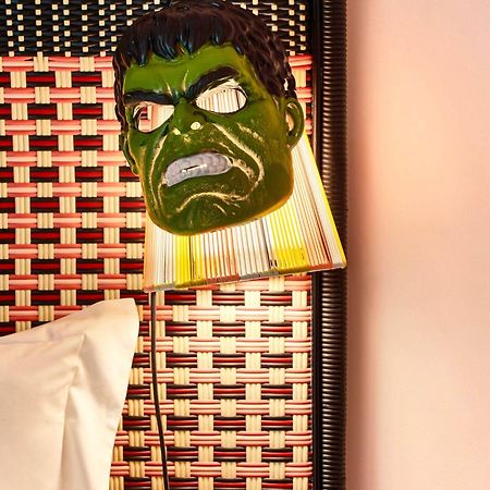 Mama Shelter Paris West Hotel Екстериор снимка