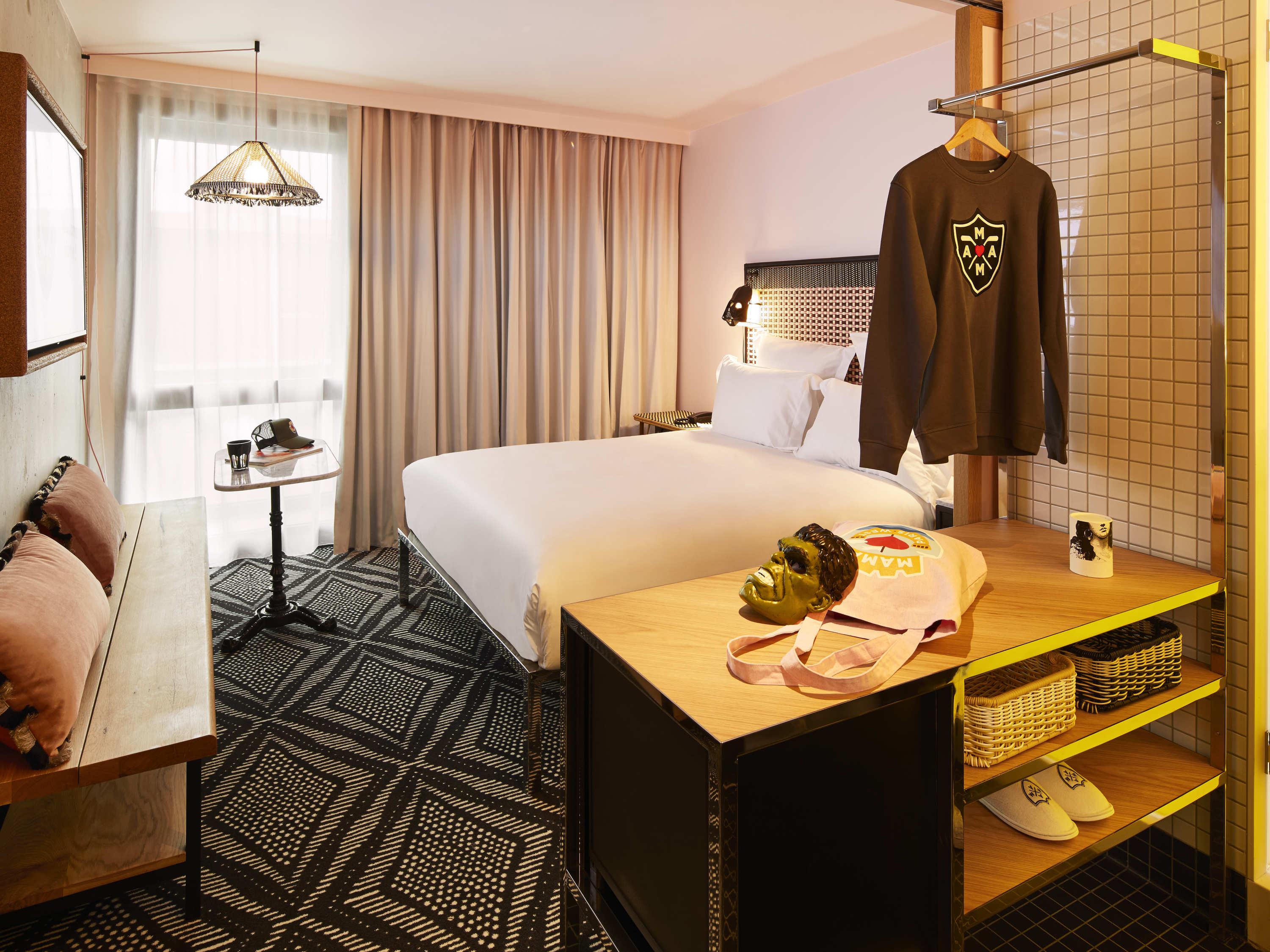 Mama Shelter Paris West Hotel Екстериор снимка