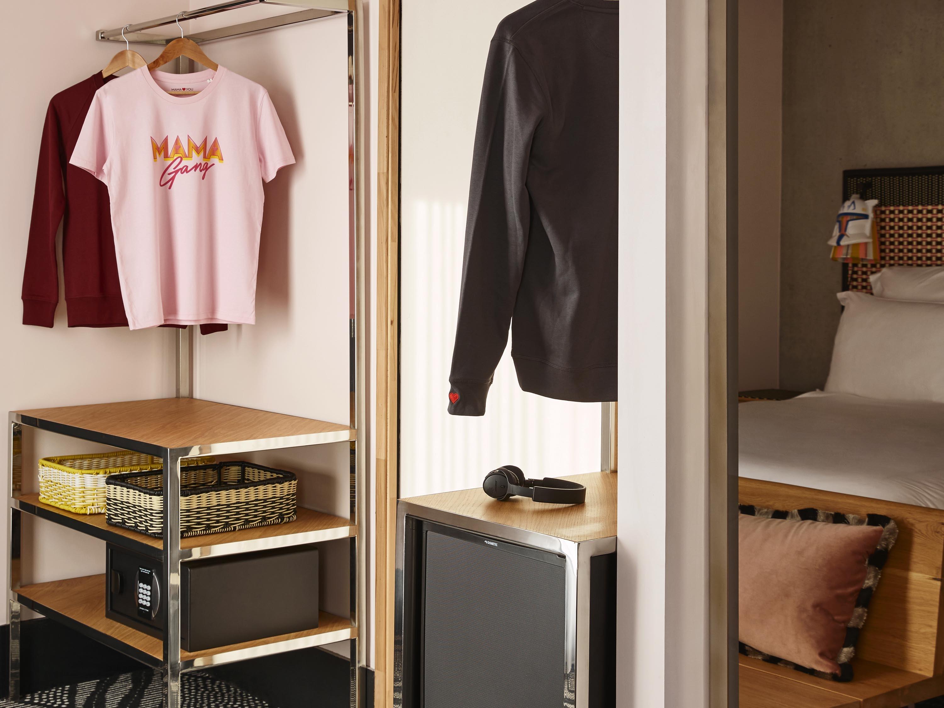 Mama Shelter Paris West Hotel Екстериор снимка