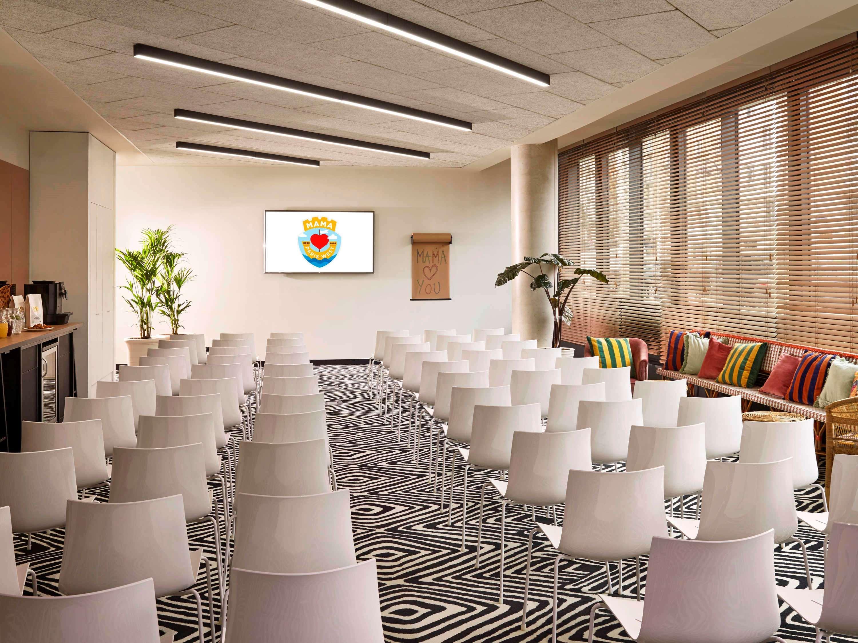 Mama Shelter Paris West Hotel Екстериор снимка