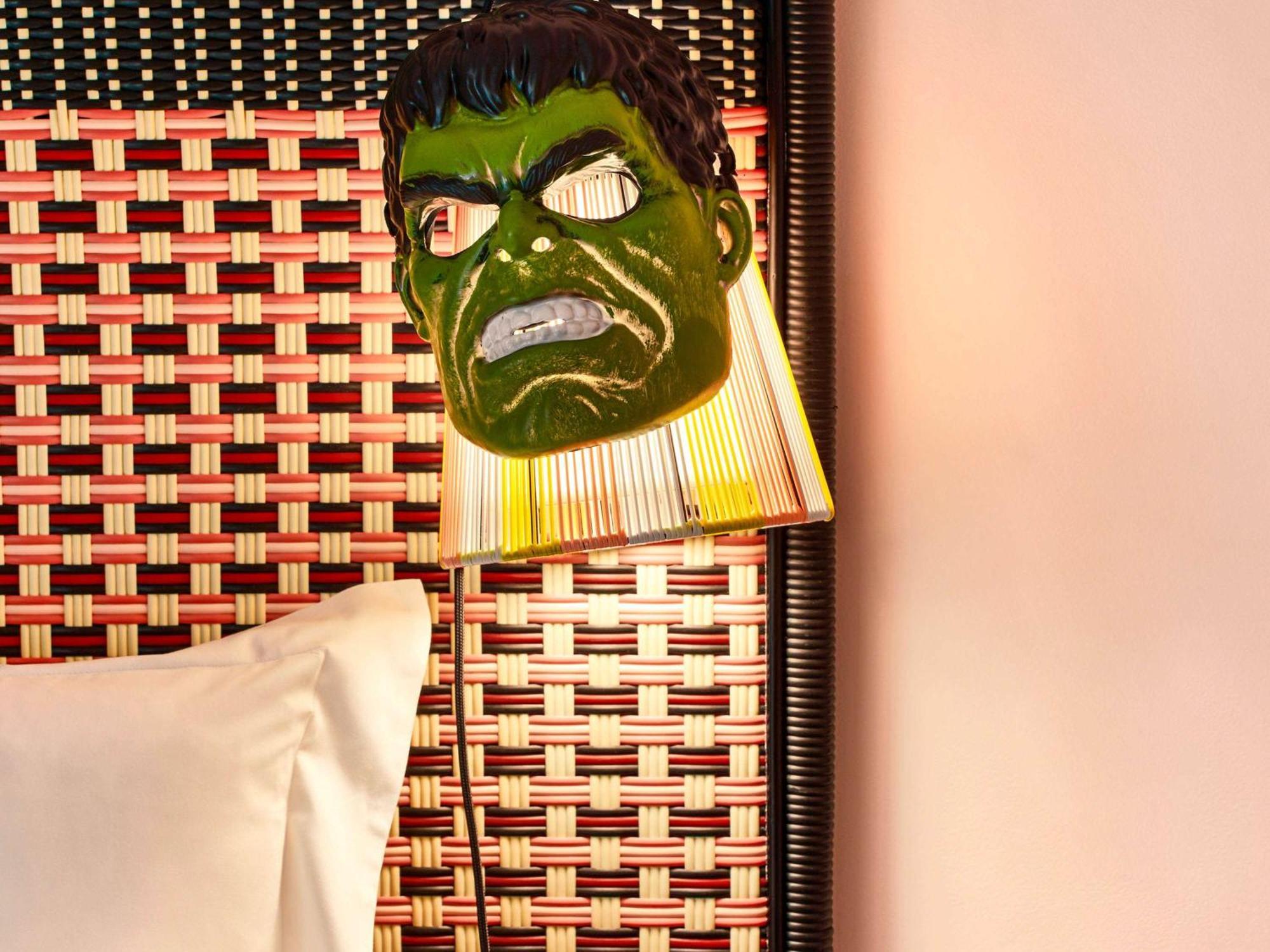 Mama Shelter Paris West Hotel Екстериор снимка