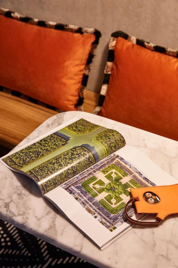 Mama Shelter Paris West Hotel Екстериор снимка