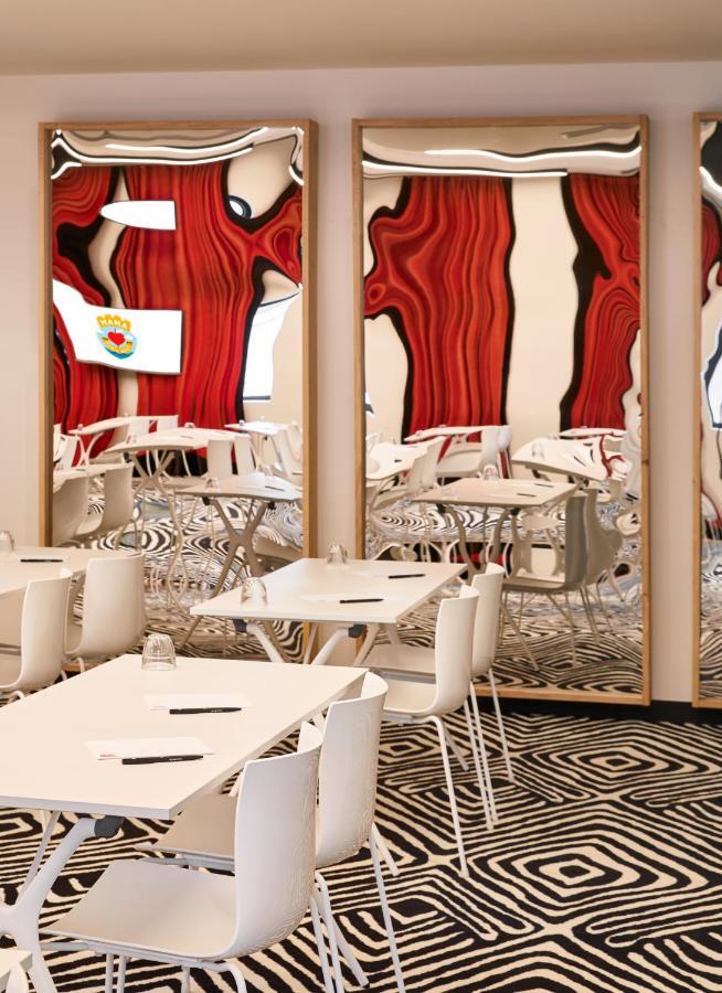 Mama Shelter Paris West Hotel Екстериор снимка